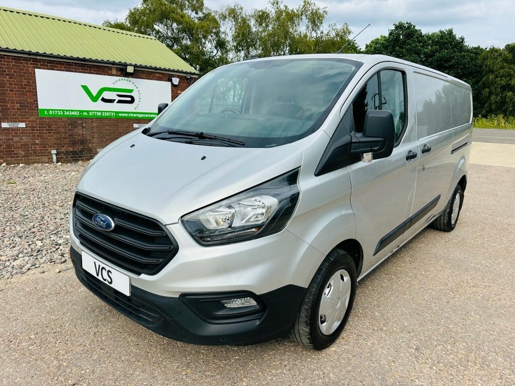 Ford Transit Custom 2L Leader Silver