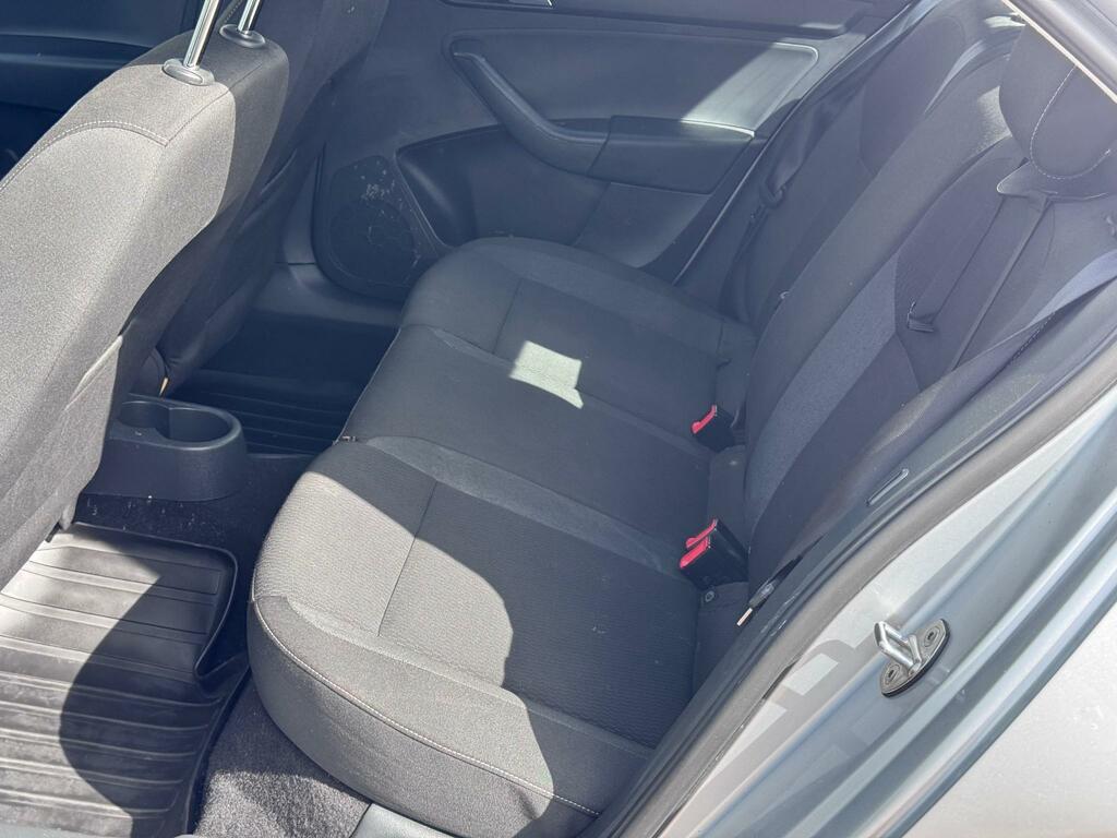 Skoda Rapid Se Tsi Silver #3