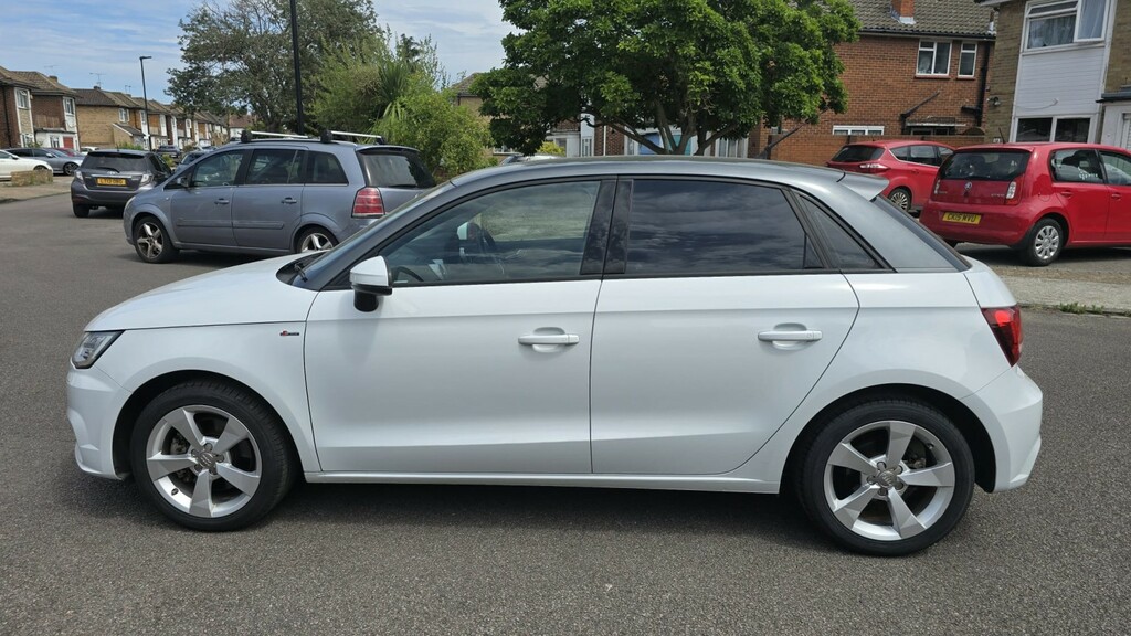 Audi A1 201565 White #4