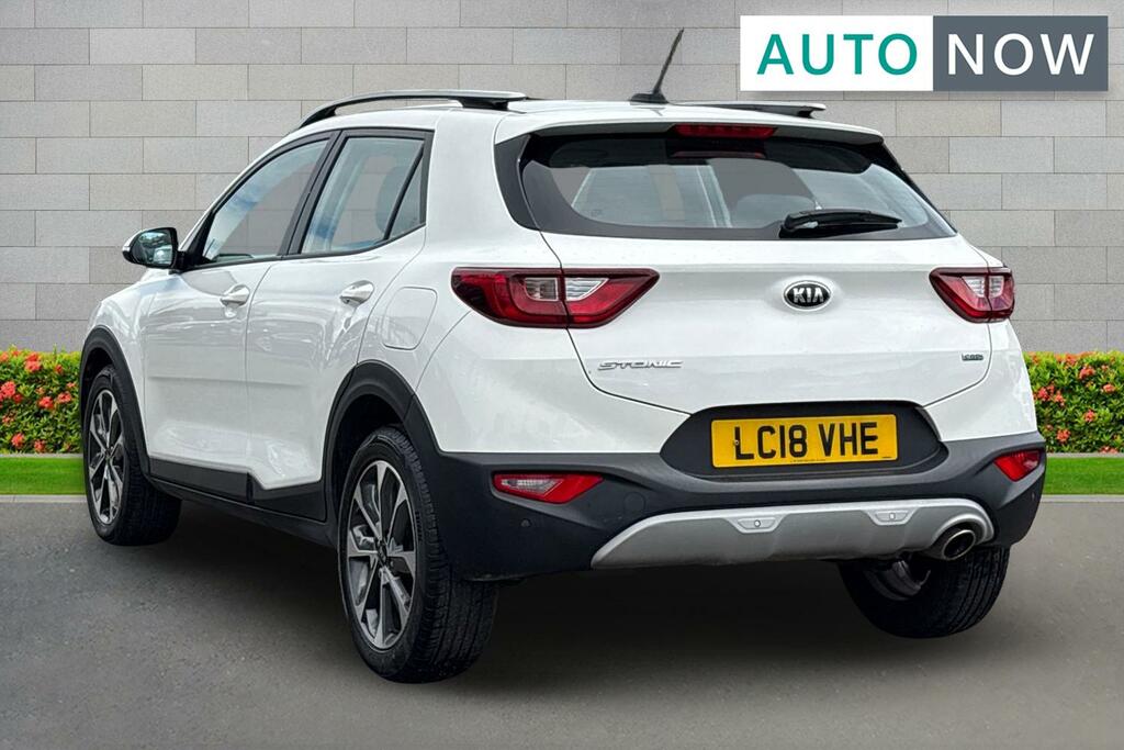 Kia Stonic Kia Stonic 1.6 Crdi 2 Suv Euro 6 LC18VHE White #5