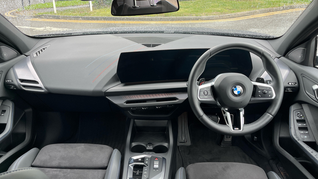 BMW 1 Series 120 M Sport GV75VMT  #4