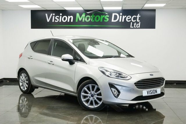 Ford Fiesta 1.0T Ecoboost Titanium Euro 6 S S KV67BPE Silver