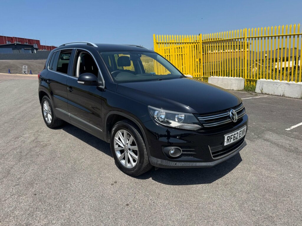 Volkswagen Tiguan 2.0 Tdi Bluemotion Tech Se 4Wd Euro 5 Ss Black #4