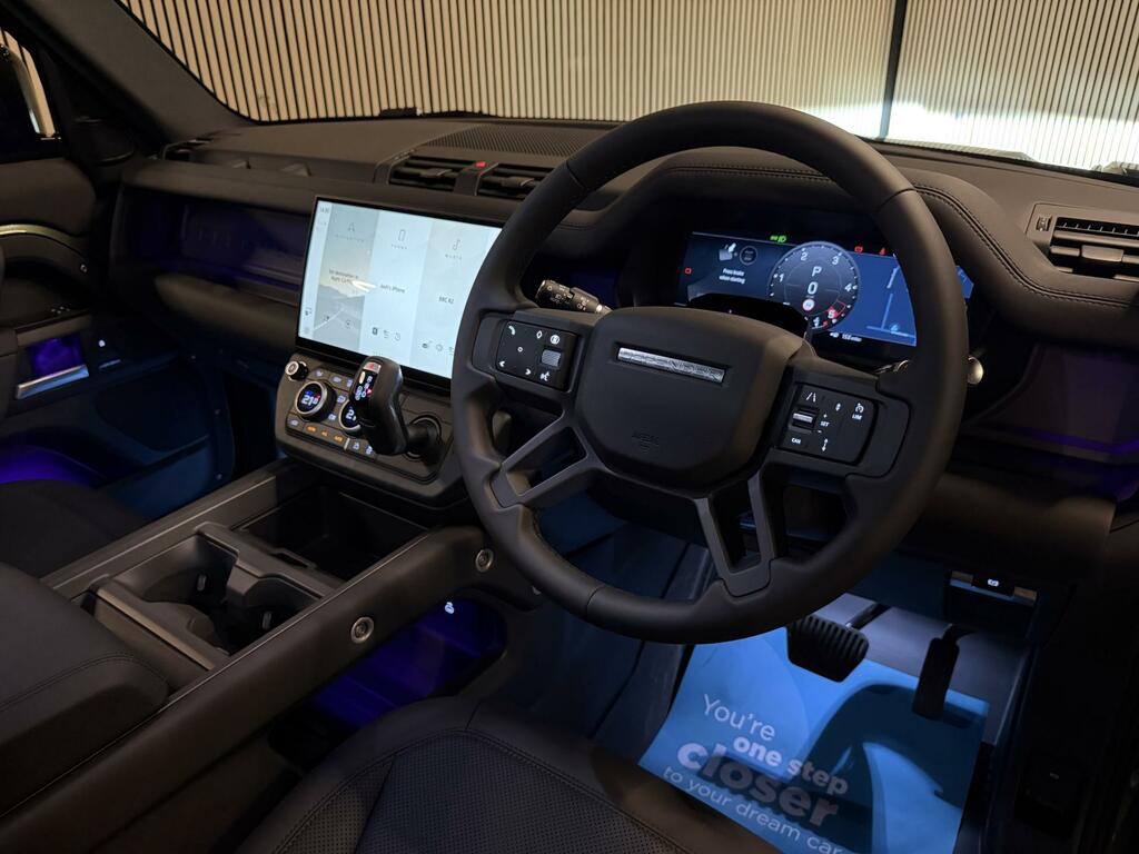 Land Rover Defender 110 X-dynamic Se Green #4