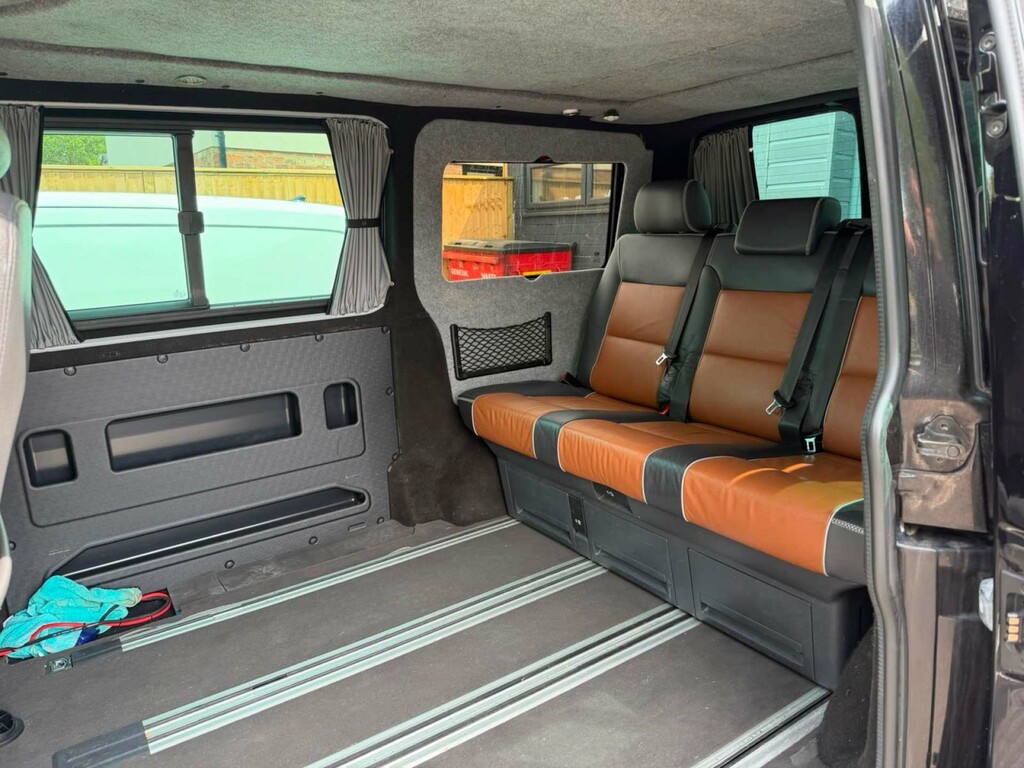 Volkswagen Transporter 2.0 Tdi Bmt 150 Highline Kombi Van Silver #8