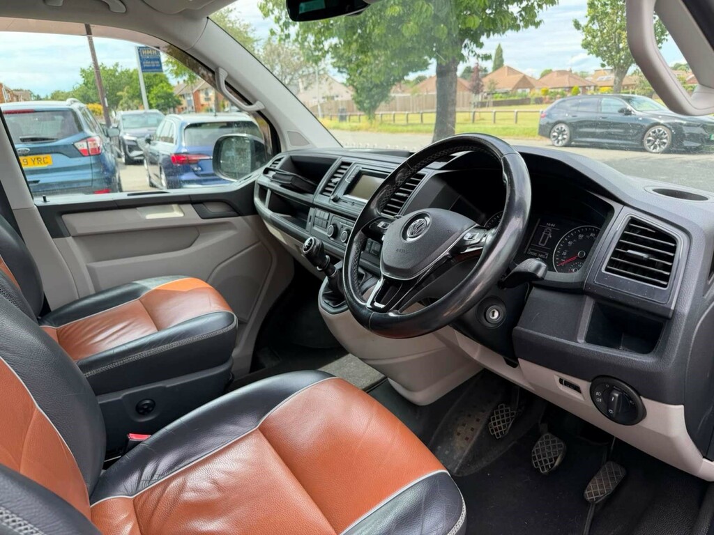 Volkswagen Transporter 2.0 Tdi Bmt 150 Highline Kombi Van Silver #4