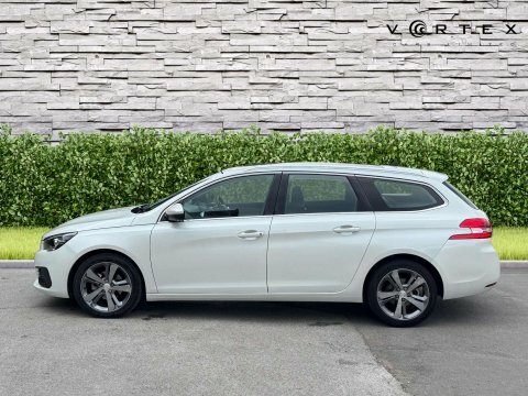 Peugeot 308 SW Allure Sw S White #4