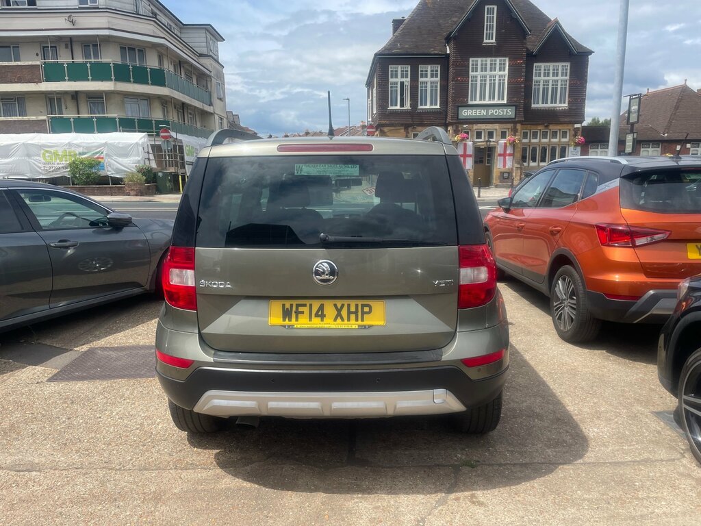 Skoda Yeti 1.2 Tsi Se Outdoor Dsg Euro 5 105 Ps WF14XHP Green #4