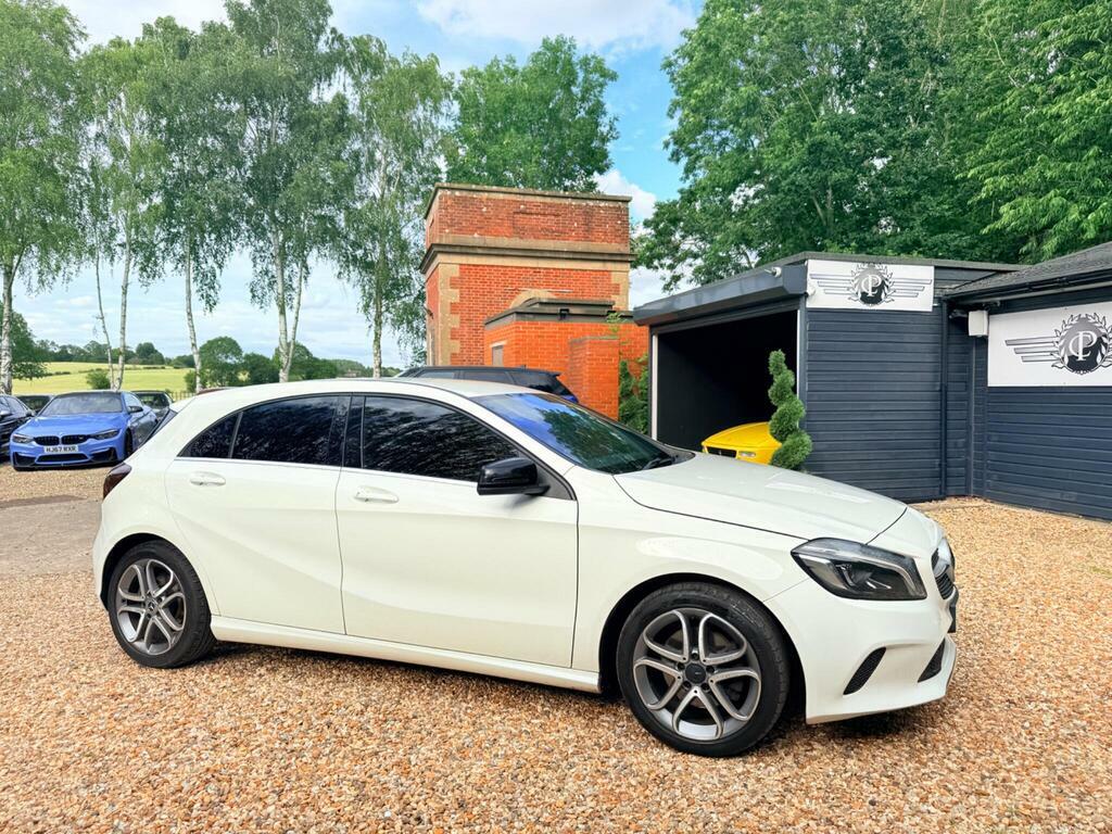 Mercedes-Benz A Class 1.3 A200 Sport Premium Plus Hatchback Red #25