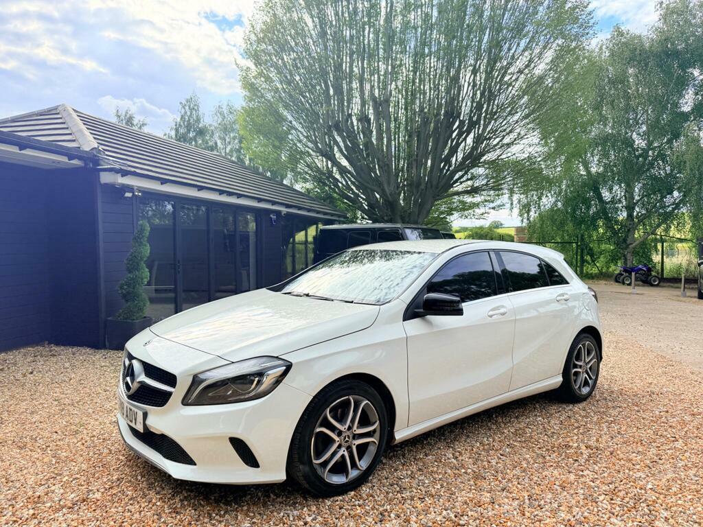 Mercedes-Benz A Class 1.3 A200 Sport Premium Plus Hatchback Red #28