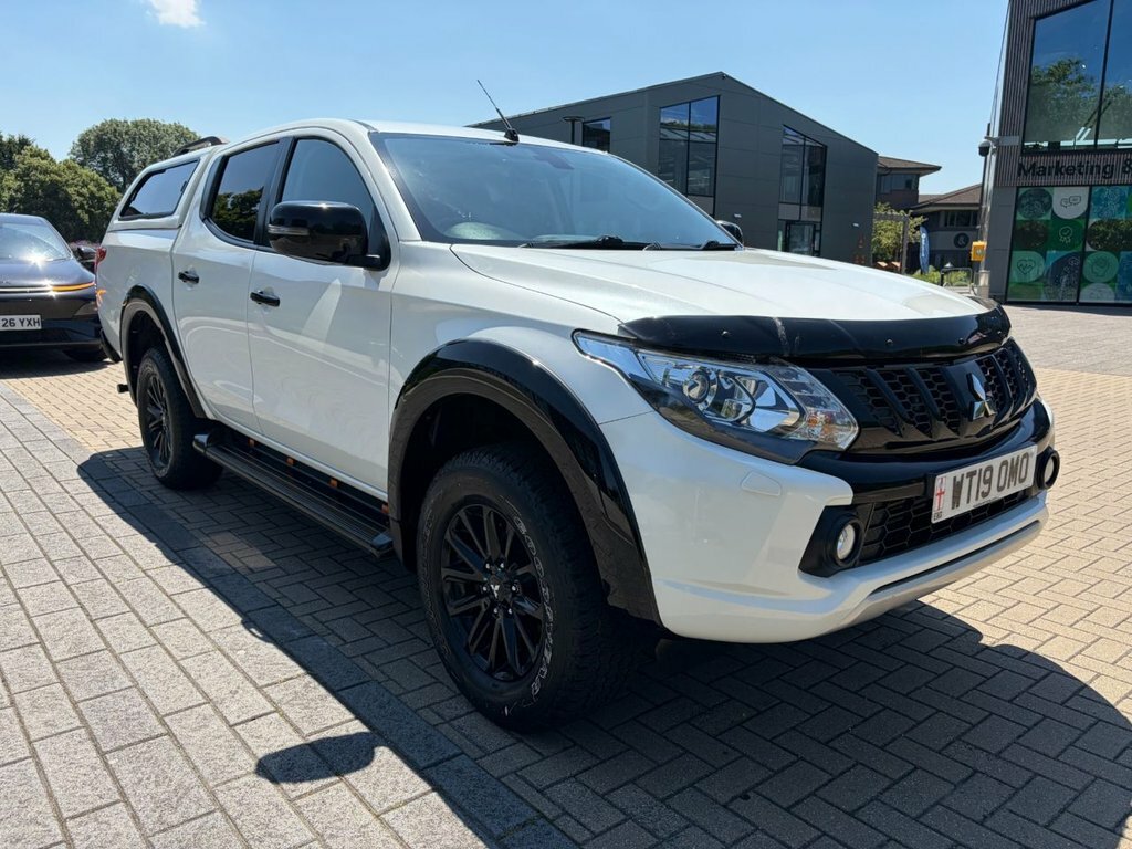 Mitsubishi L200 2.4 Di-d Dc Barbarian 4Wd Euro 6 Black #8