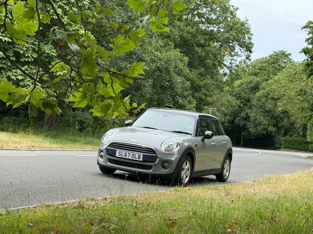 Mini Hatch 1.5L Cooper Grey #3