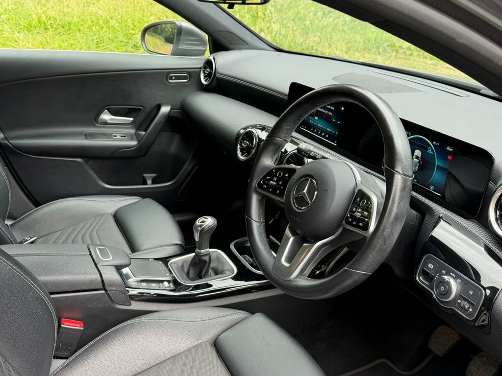 Mercedes-Benz A Class 1.3L Se Grey #2