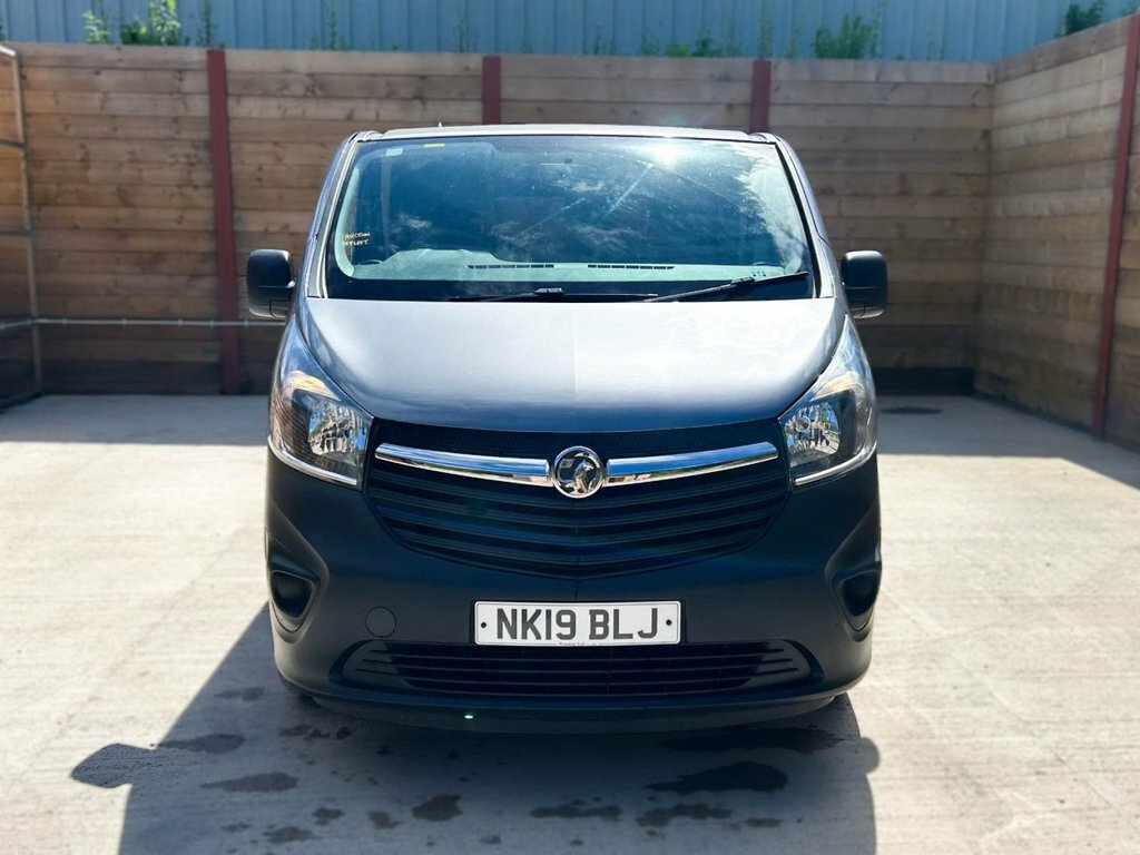 Vauxhall Vivaro Mpv NK19BLJ Grey #5
