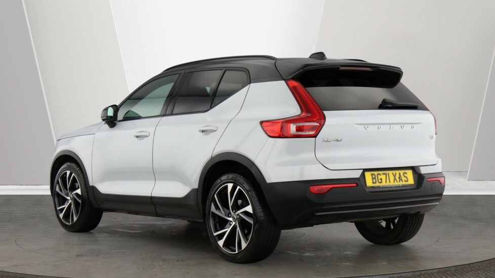 Volvo XC40 1.5 T3 163 R Design Pro Geartronic Silver #3
