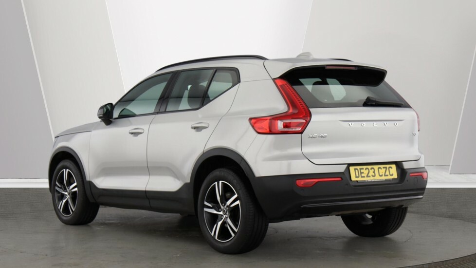 Volvo XC40 2.0 B3p Plus Dark Silver #3