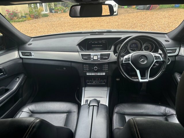 Mercedes-Benz E Class Saloon 2.1 E250 Cdi Amg Line G-tronic Euro 5 Ss Black #13
