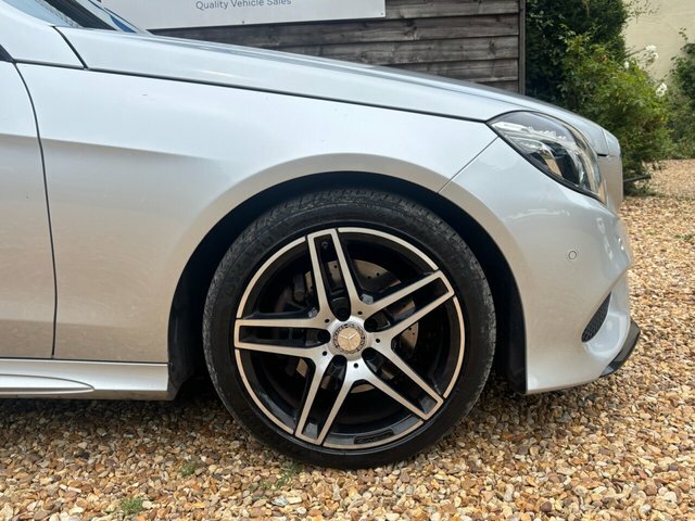 Mercedes-Benz E Class Saloon 2.1 E250 Cdi Amg Line G-tronic Euro 5 Ss Black #11