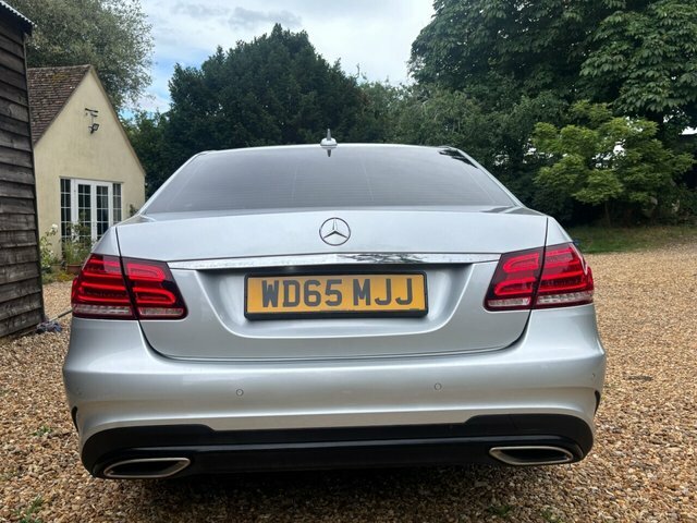 Mercedes-Benz E Class Saloon 2.1 E250 Cdi Amg Line G-tronic Euro 5 Ss Black #8