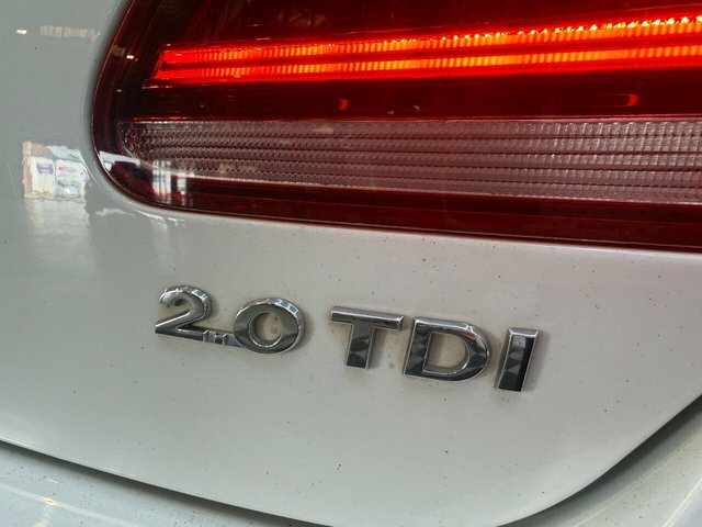 Volkswagen CC 2.0 Tdi 184Ps R-line Dsg 2 Year Vw Warranty Black #30