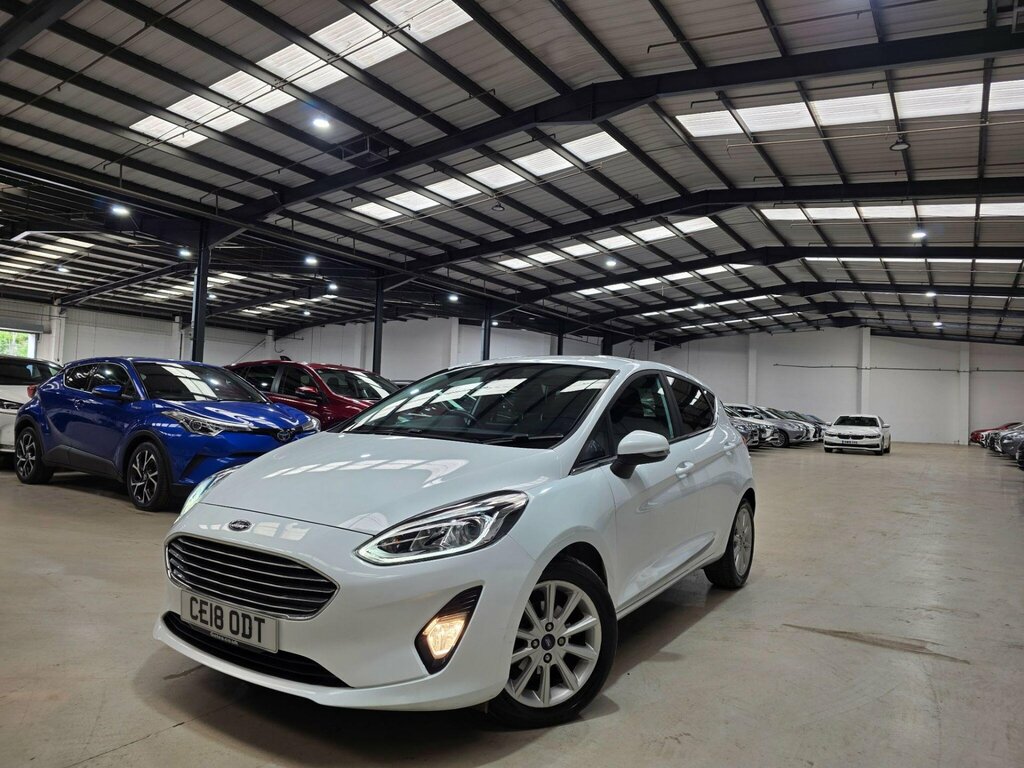 Ford Fiesta 1.0T Ecoboost Titanium Euro 6 Ss White
