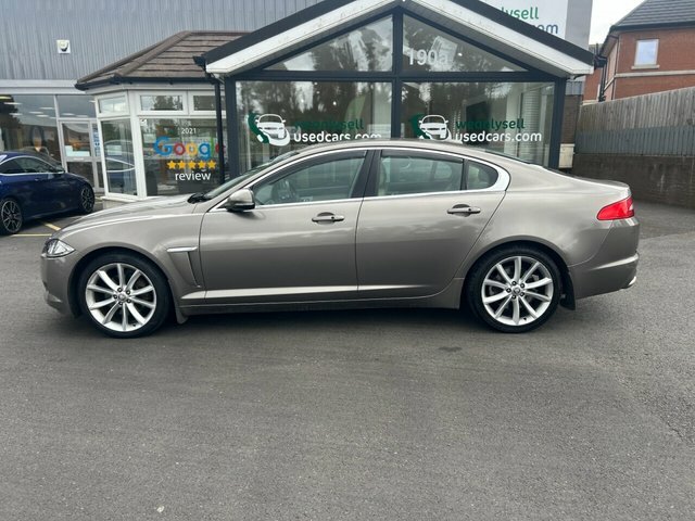 Jaguar XF 3.0D V6 Premium Luxury Saloon Euro Grey #4