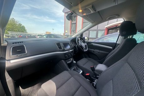 Volkswagen Sharan Mpv 2.0 Tdi Se Nav 201969 Black #78