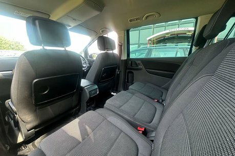 Volkswagen Sharan Mpv 2.0 Tdi Se Nav 201969 Black #74