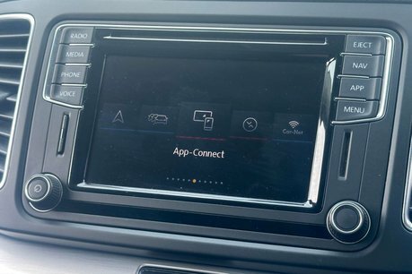 Volkswagen Sharan Mpv 2.0 Tdi Se Nav 201969 Black #105