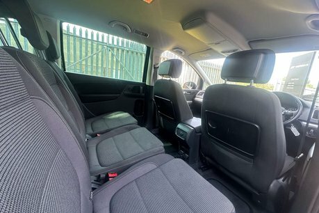 Volkswagen Sharan Mpv 2.0 Tdi Se Nav 201969 Black #70