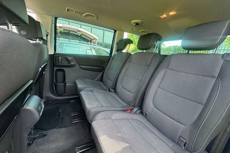 Volkswagen Sharan Mpv 2.0 Tdi Se Nav 201969 Black #76