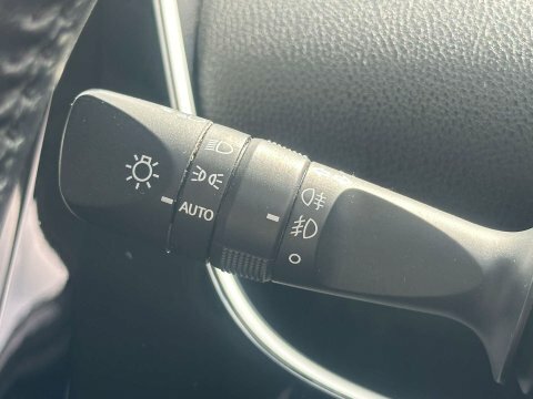 Toyota Prius 2024 74 2.0 #30