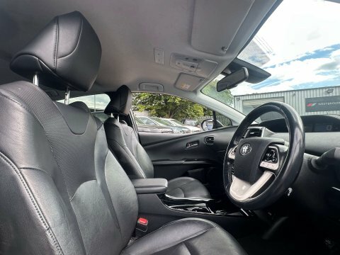 Toyota Prius 2024 74 2.0 #15