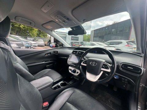 Toyota Prius 2024 74 2.0 #13