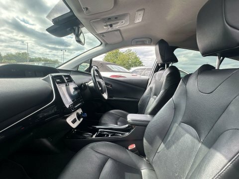 Toyota Prius 2024 74 2.0 #25