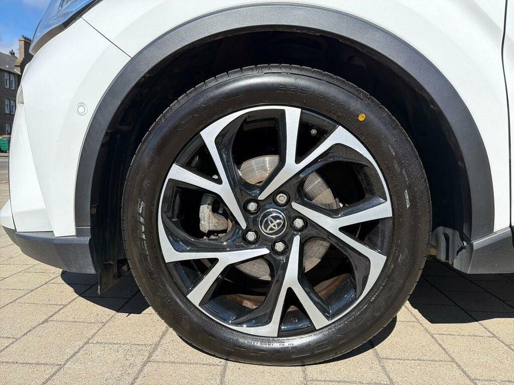 Toyota C-Hr 1.8 Vvt-h Design Cvt Euro 6 Ss White #6