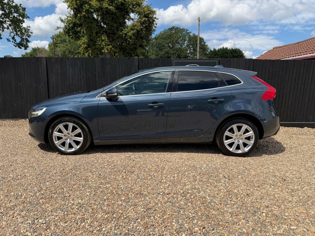 Volvo V40 2.0 D2 Inscription Euro 6 Ss Blue #3