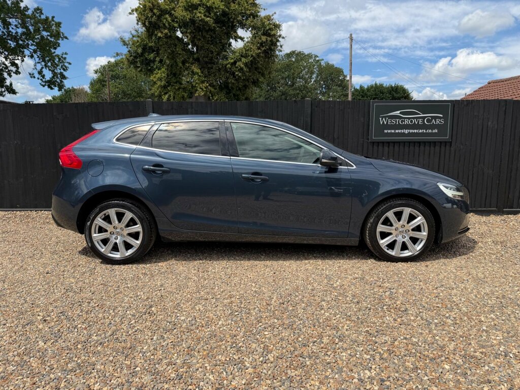 Volvo V40 2.0 D2 Inscription Euro 6 Ss Blue #2