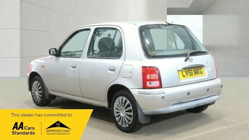 Nissan Micra 1.0 16V S Cvt Black #3