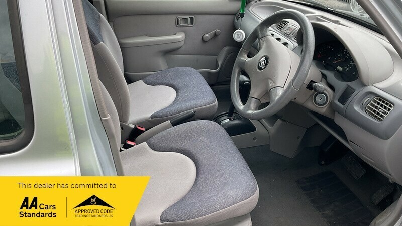 Nissan Micra 1.0 16V S Cvt Black #11