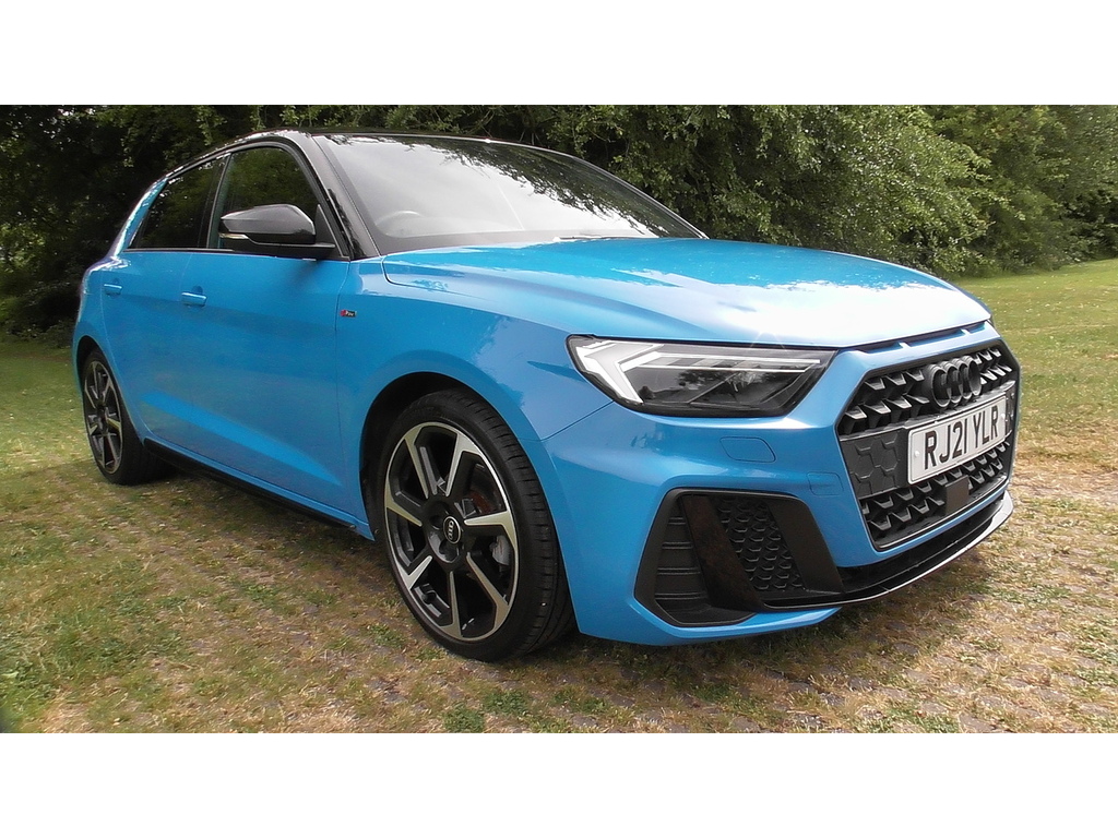 Audi A1 Tfsi Black Edition Blue