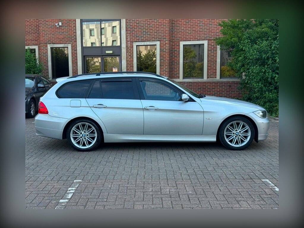 BMW 3 Series 320I Se 5-Door Green #8