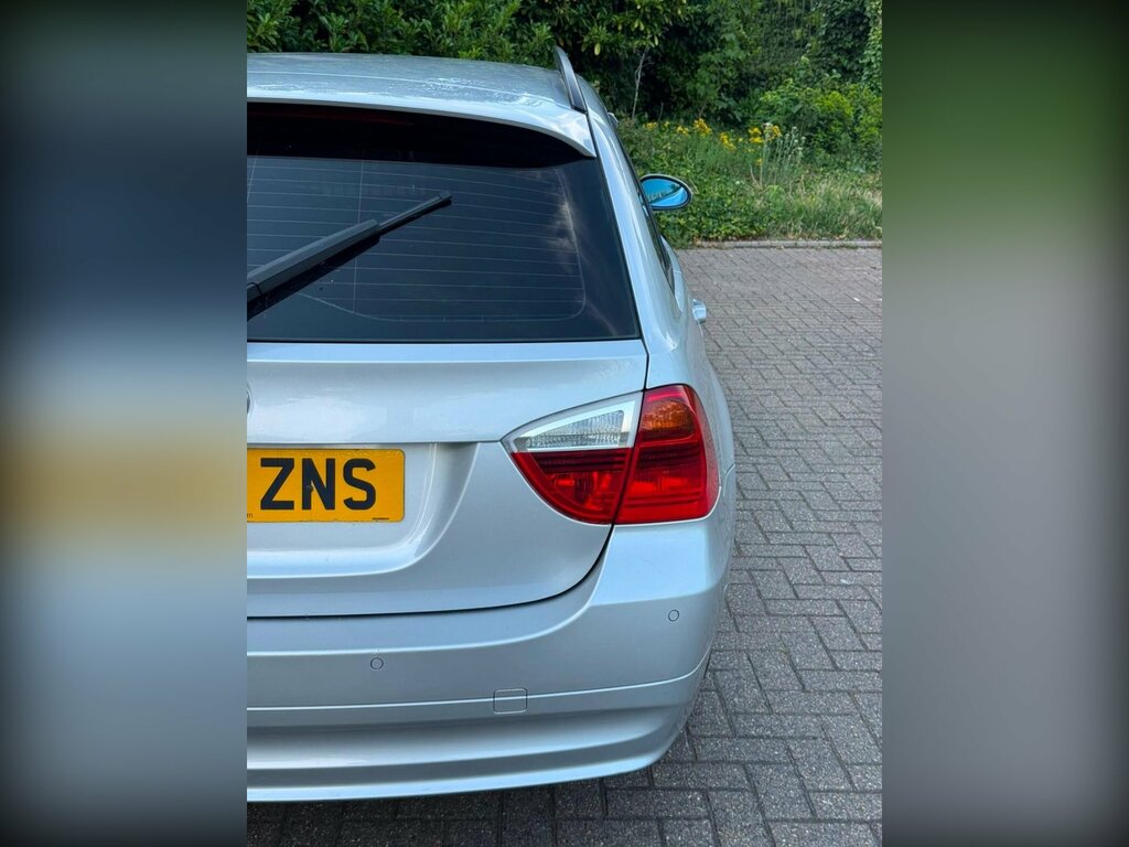 BMW 3 Series 320I Se 5-Door Green #11