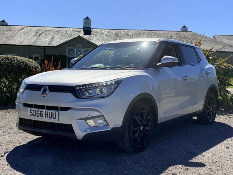 SsangYong Tivoli 1.6 D Elx Silver