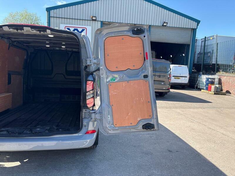 Ford Transit Custom Custom 320 Sport L1 Swb Rwd 160Kw 65Kwh Low R Grey #43