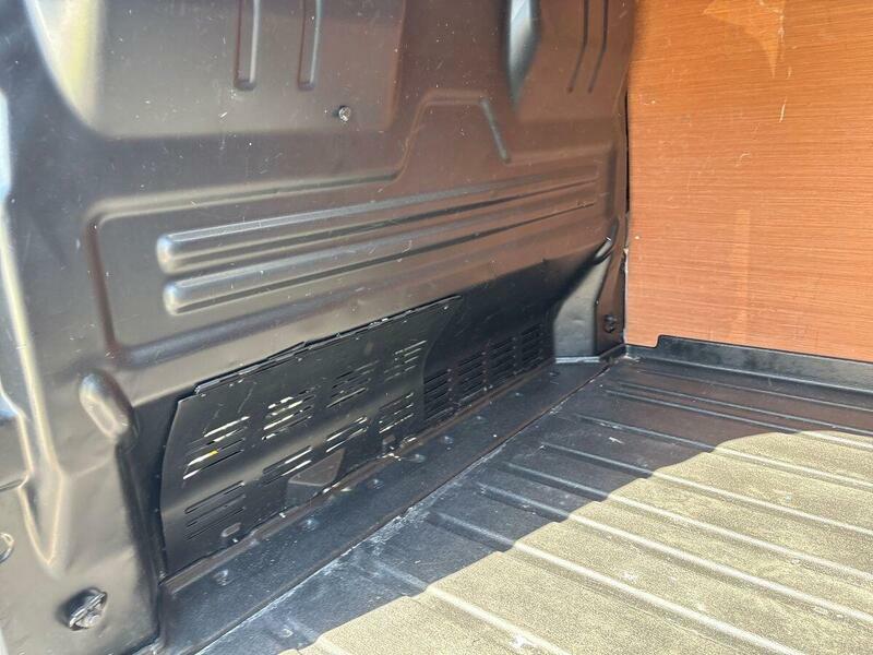 Ford Transit Custom Custom 320 Sport L1 Swb Rwd 160Kw 65Kwh Low R Grey #52