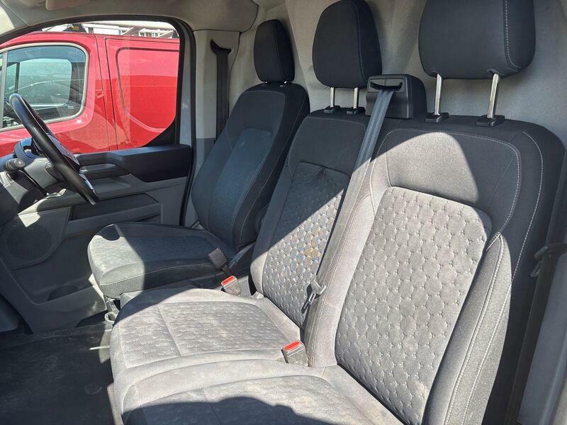 Ford Transit Custom Custom 320 Sport L1 Swb Rwd 160Kw 65Kwh Low R Grey #60