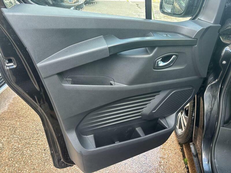 Renault Trafic Lh30 Blue Dci 150 High Roof Advance Safety Van #23