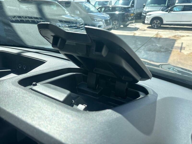 Renault Trafic Lh30 Blue Dci 150 High Roof Advance Safety Van #32