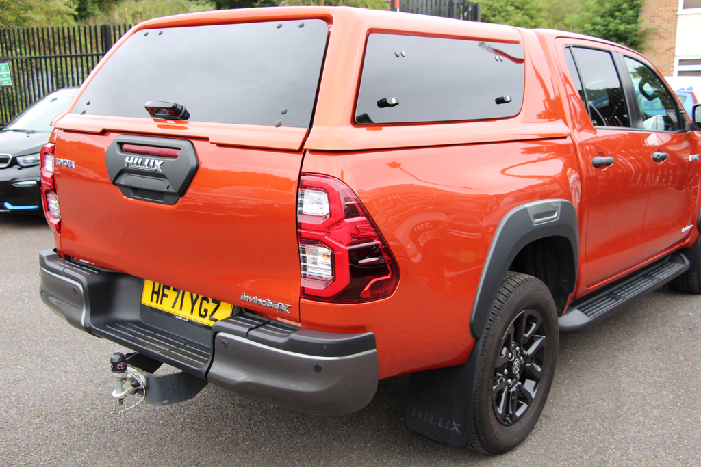 Toyota HILUX D-4d Invincible X Double Cab 4Wd 204 Demo 1 Ow  #4